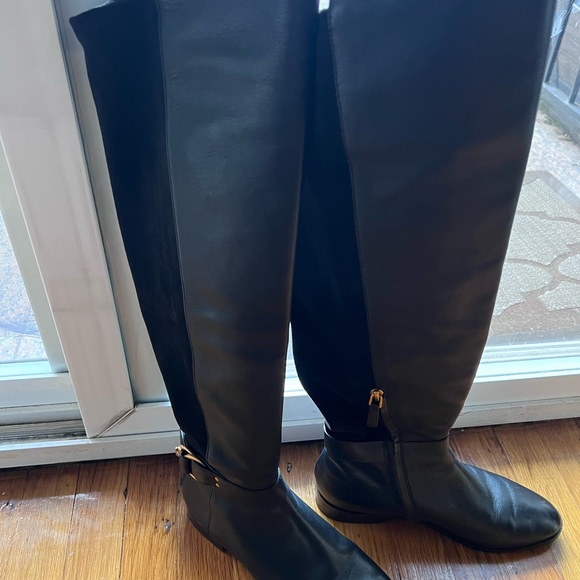 Tory Burch boots size 9 - Picture 2 of 8